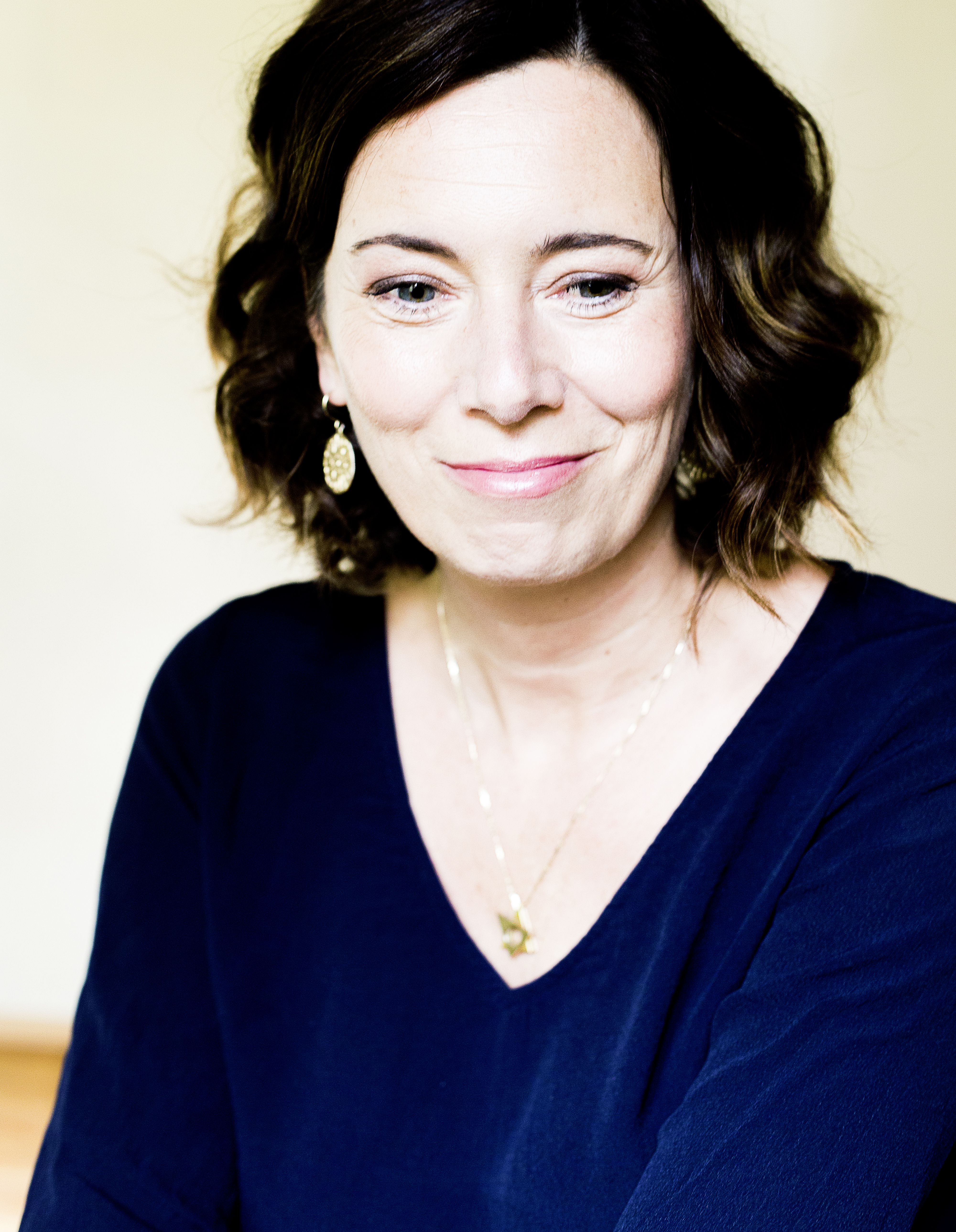 Eva Menasse - Pointierter Witz, Geheimnis und melancholischer Ernst